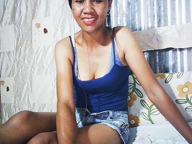 Ginahhot live cam on BongaCams