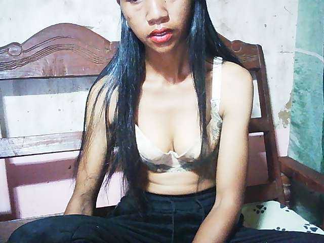 Ginahhot live cam on BongaCams
