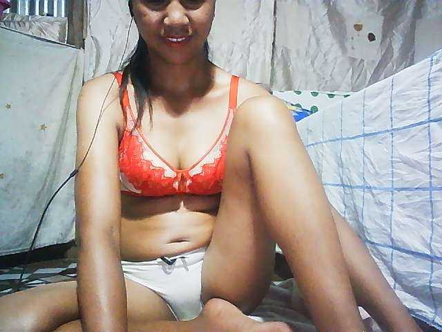 Ginahhot live cam on BongaCams