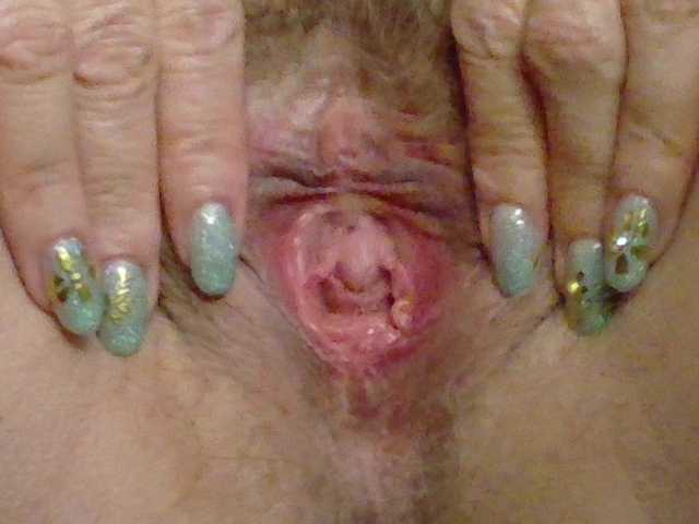 Yanikkka's BongaCams show and profile