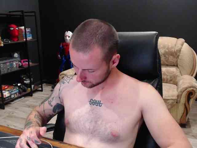 MihasikD Sex Cam Show