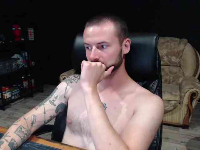 MihasikD Sex Cam Show