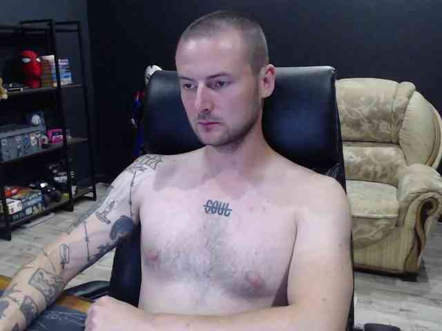 MihasikD Sex Cam Show
