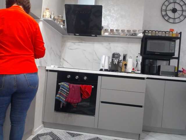 TinaaHott, en directo ahora en BongaCams