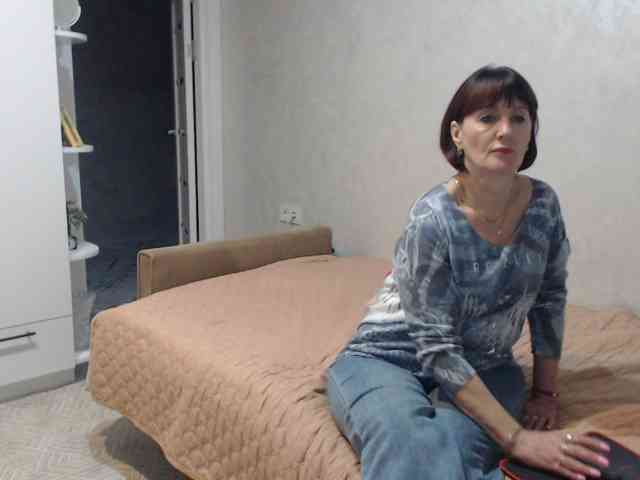 TinaaHott live female cam on bongacams