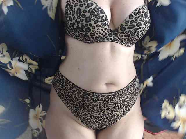 TinaaHott webcam