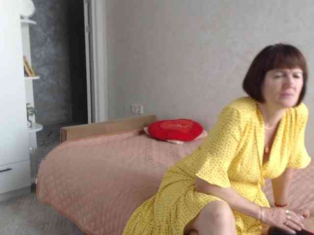 TinaaHott live female cam on bongacams