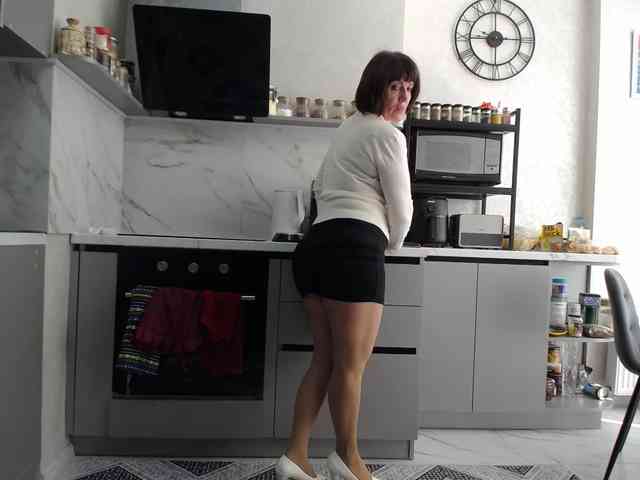 TinaaHott webcam