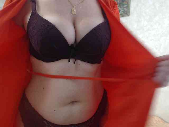 TinaaHott webcam