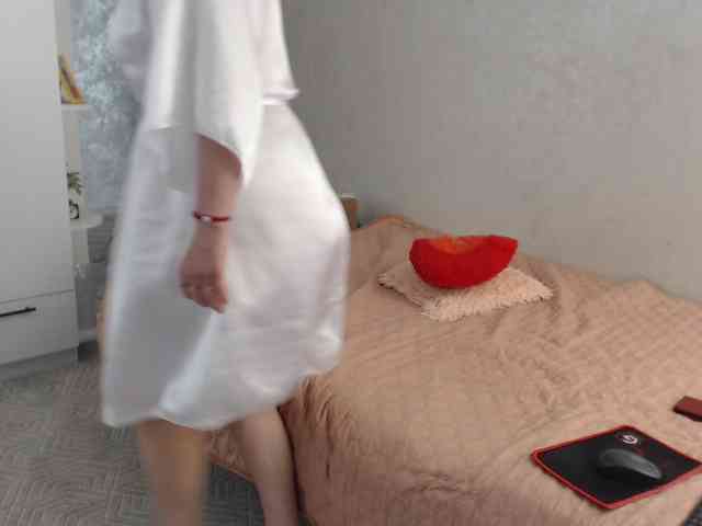 TinaaHott webcam