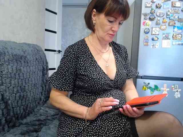 TinaaHott live female cam on bongacams