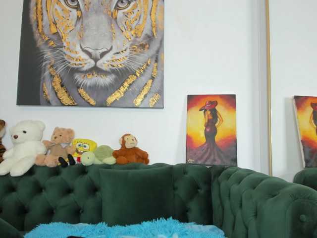 SweetPrya live cam on BongaCams