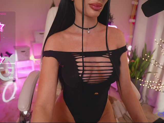 thecatt's BongaCams show and profile