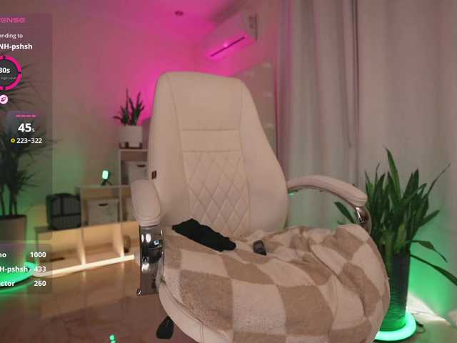 thecatt live cam on BongaCams