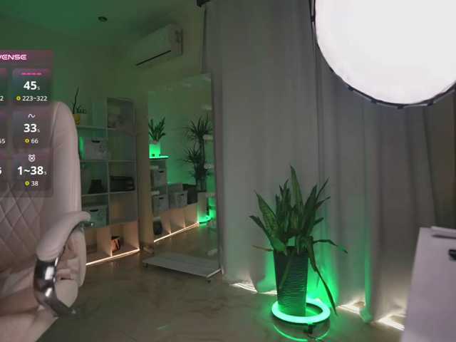 thecatt live cam on BongaCams