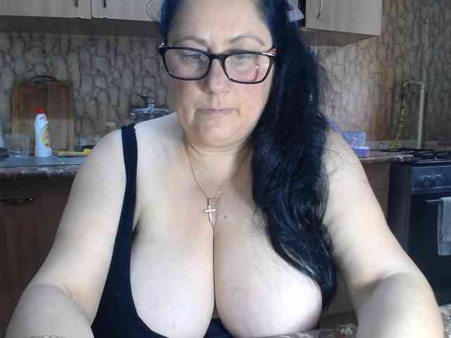 MilkyAna webcam
