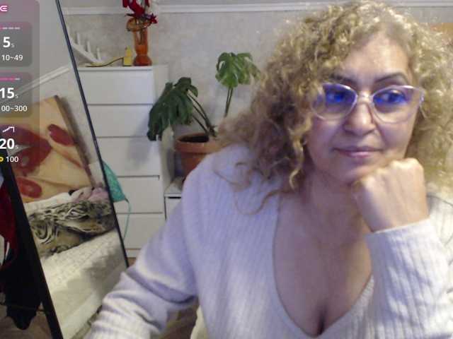 ladydy4u live cam on BongaCams