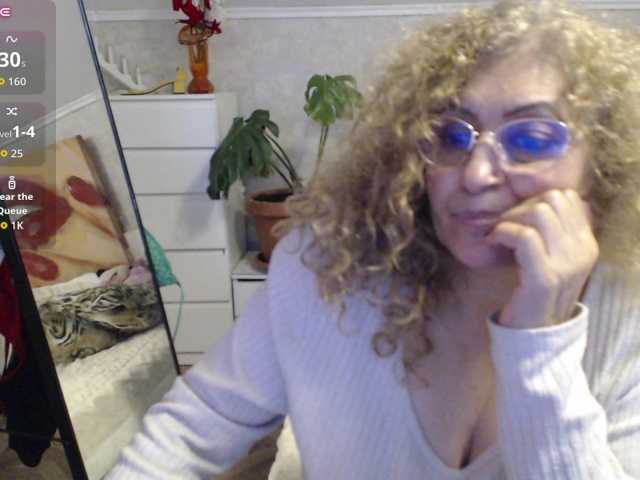 ladydy4u live cam on BongaCams