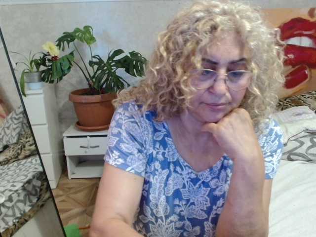 ladydy4u live webcam show