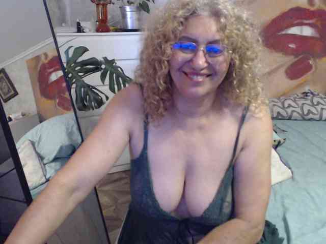 Modèle: ladydy4u