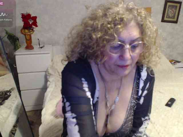 Modèle: ladydy4u