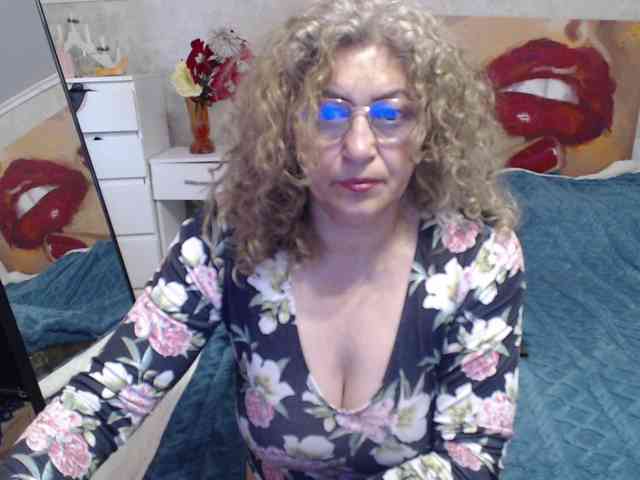 Modèle: ladydy4u