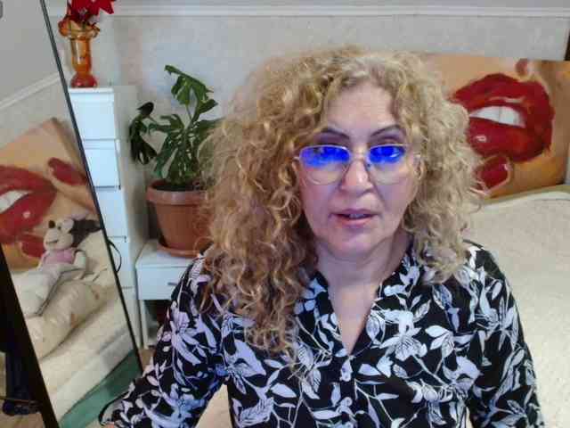 ladydy4u webcam
