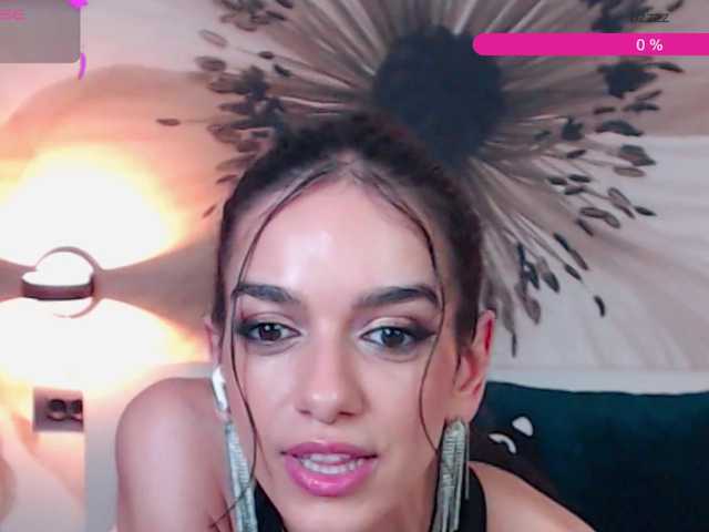 KatherineBiso live cam on BongaCams