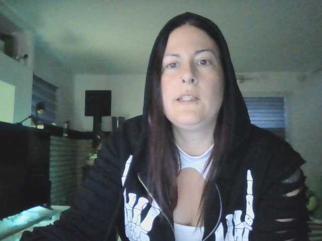gennyrock live cam preview