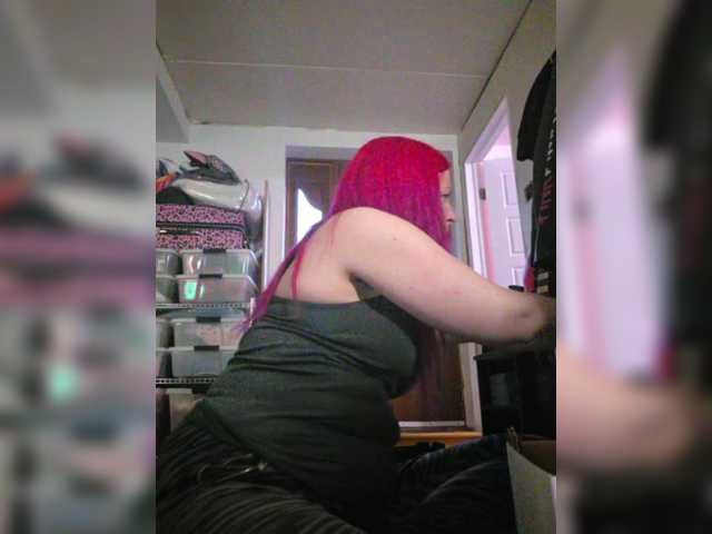 gennyrock's BongaCams show and profile