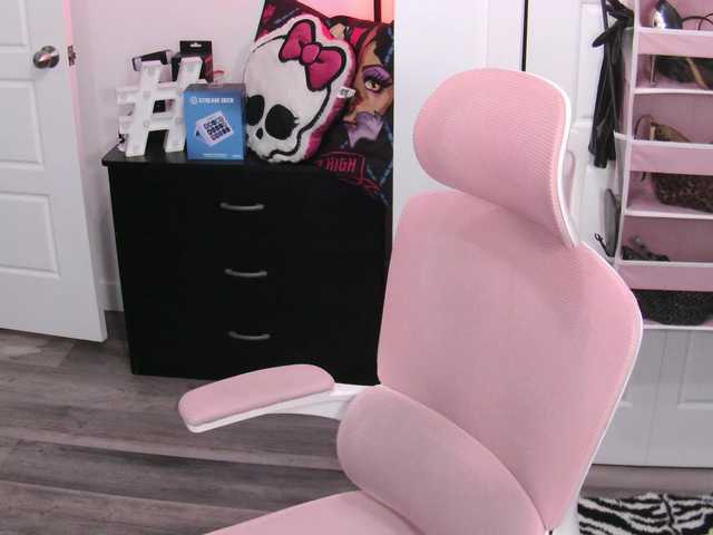 gennyrock live cam on BongaCams