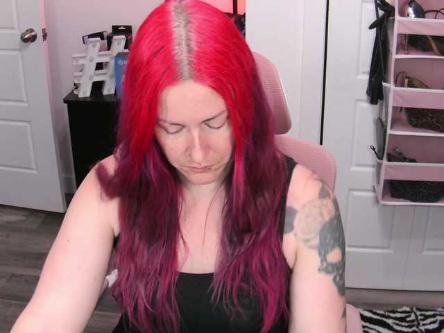 gennyrock live cam on BongaCams