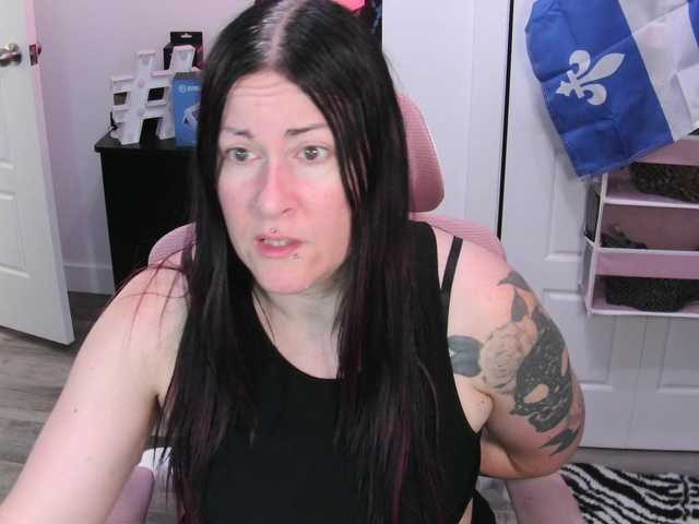 gennyrock live cam on BongaCams