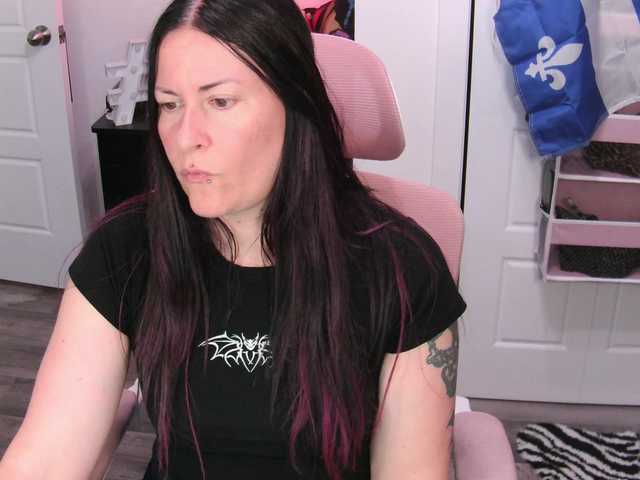 go to chat with gennyrock