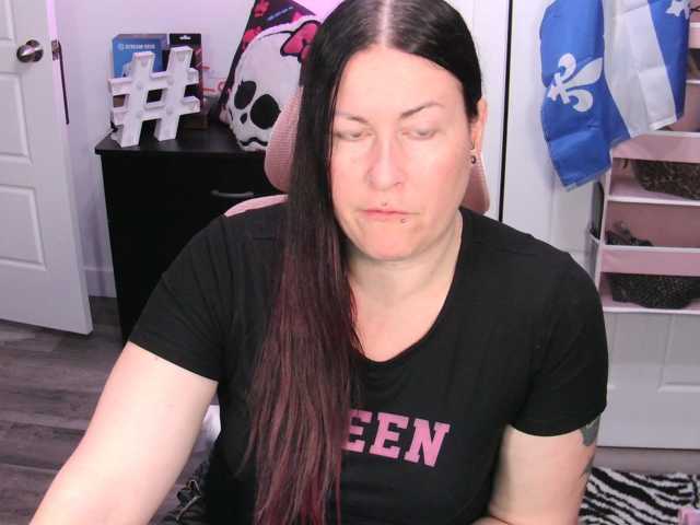 gennyrock live cam preview