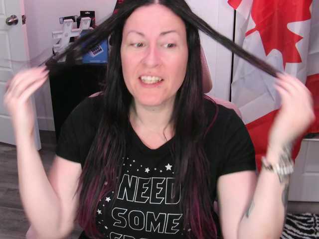 gennyrock live cam on BongaCams