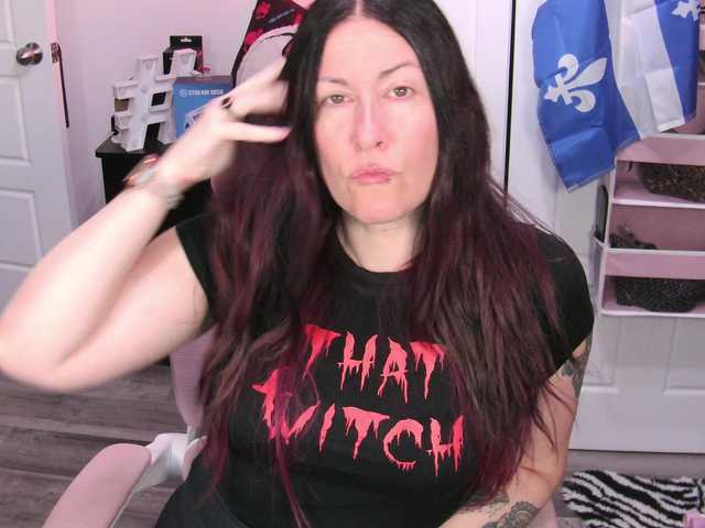 gennyrock live cam on BongaCams