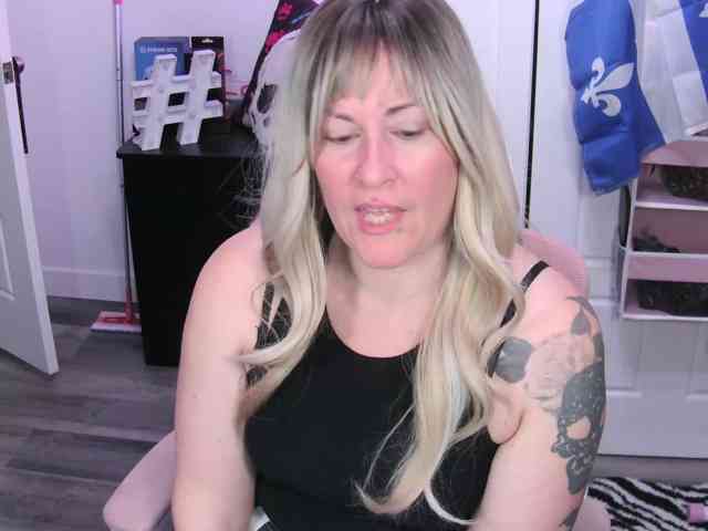 gennyrock's webcam live show