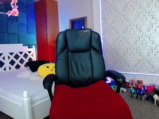 Miss-Kora live cam on BongaCams