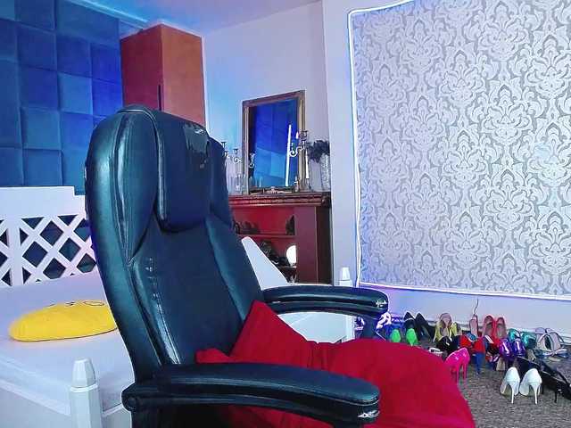 Miss-Kora live cam on BongaCams