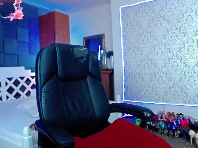 Miss-Kora live cam on BongaCams