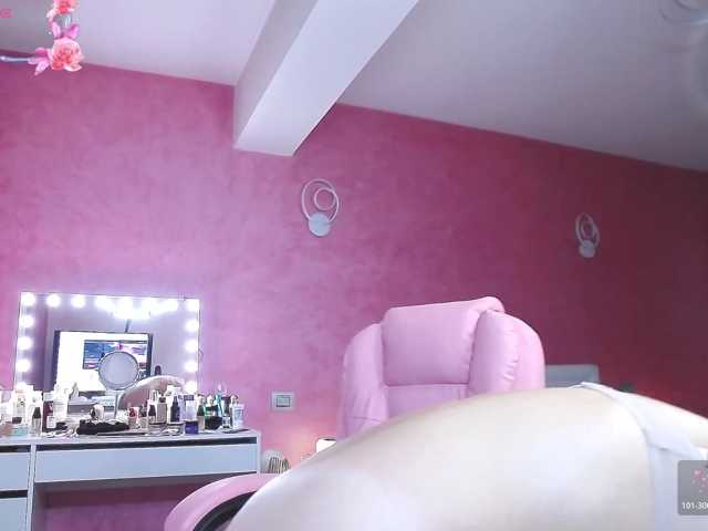 Miss-Kora live cam preview