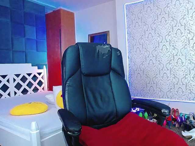 Miss-Kora live webcam show