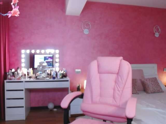 Miss-Kora live cam preview