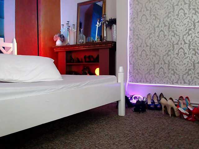 Miss-Kora's BongaCams show and profile