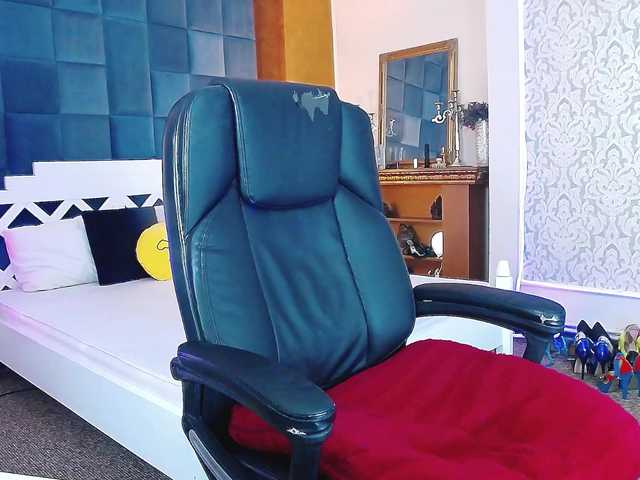 Miss-Kora live cam on BongaCams