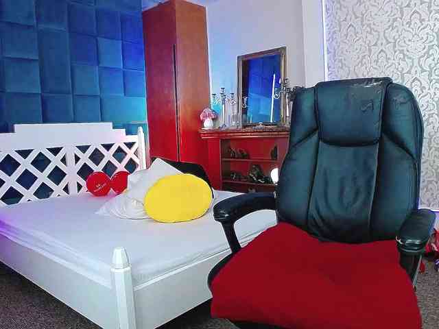 Miss-Kora Live Webcam on BongaCams