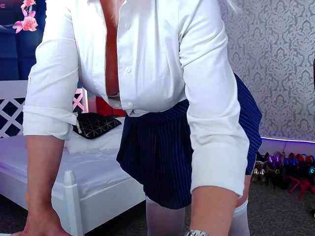 Miss-Kora webcam