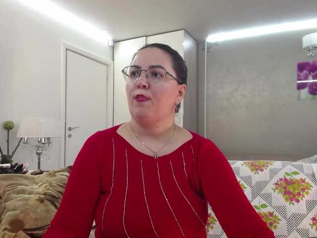 ILoveToFeelU live cam on BongaCams