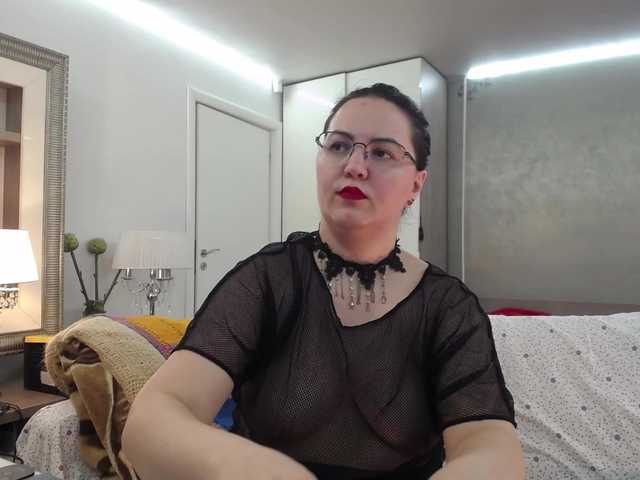 ILoveToFeelU live cam on BongaCams